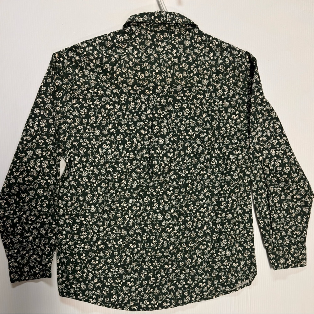 Weekend Edition woman’s button down shirt - Picture 2 of 2